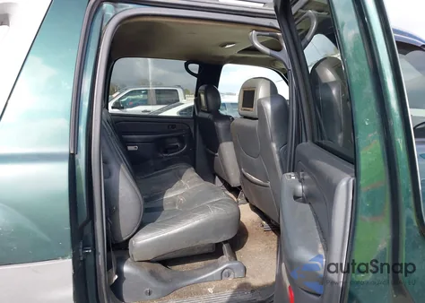 2002 Chevrolet Avalanche 1500 from USA, damaged, VIN 3GNEK13T52G177578